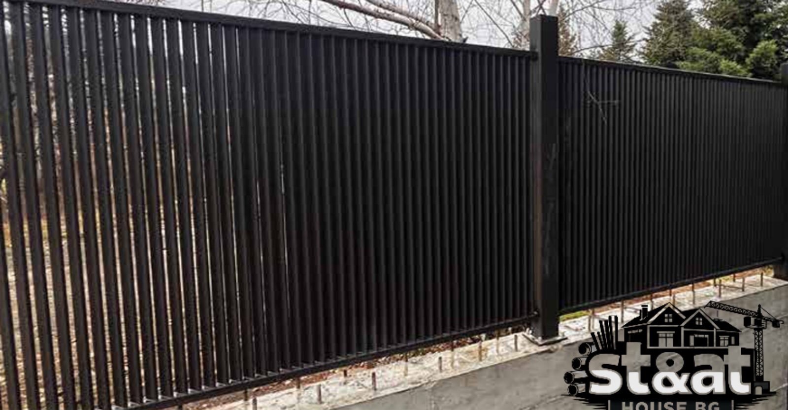 Fence construction detail
